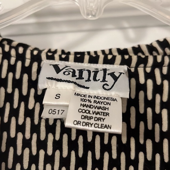 Vanity hoodie Hawaiian Print SM black jacket coat beaded unique dark floral boho - Picture 2 of 10